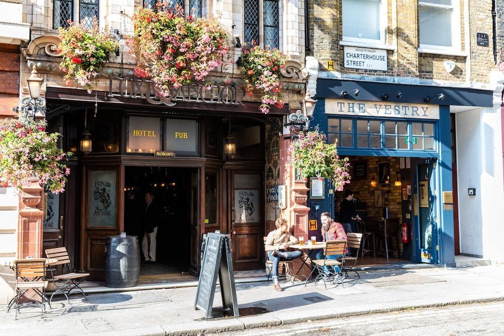 Fox And Anchor Hotel London Exterior photo